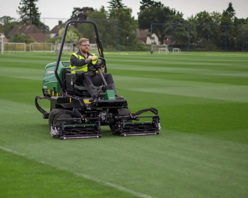 RANSOMES: TR320