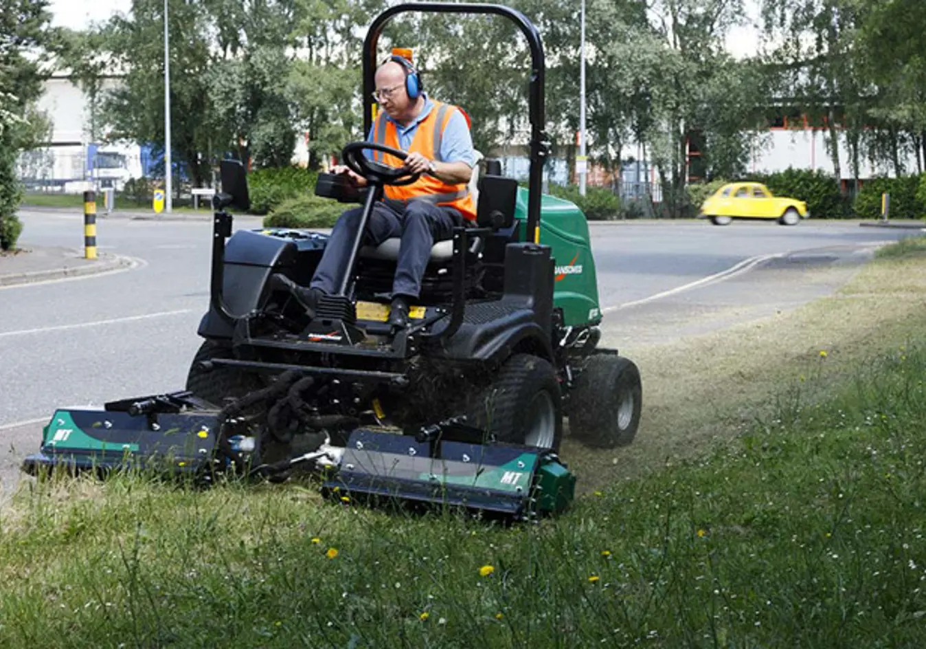 RANSOMES: MT383