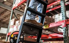 Stock Chaser Ladder.jpg.webp